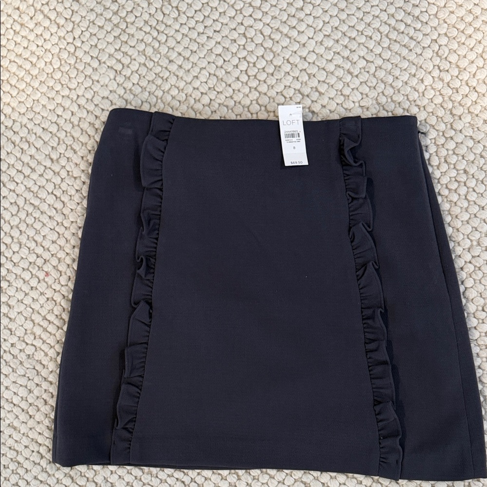 LOFT Women's Elegant Gray Skirt